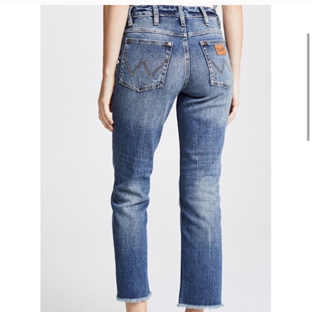 Wrangler Heritage Crop High Rise 28